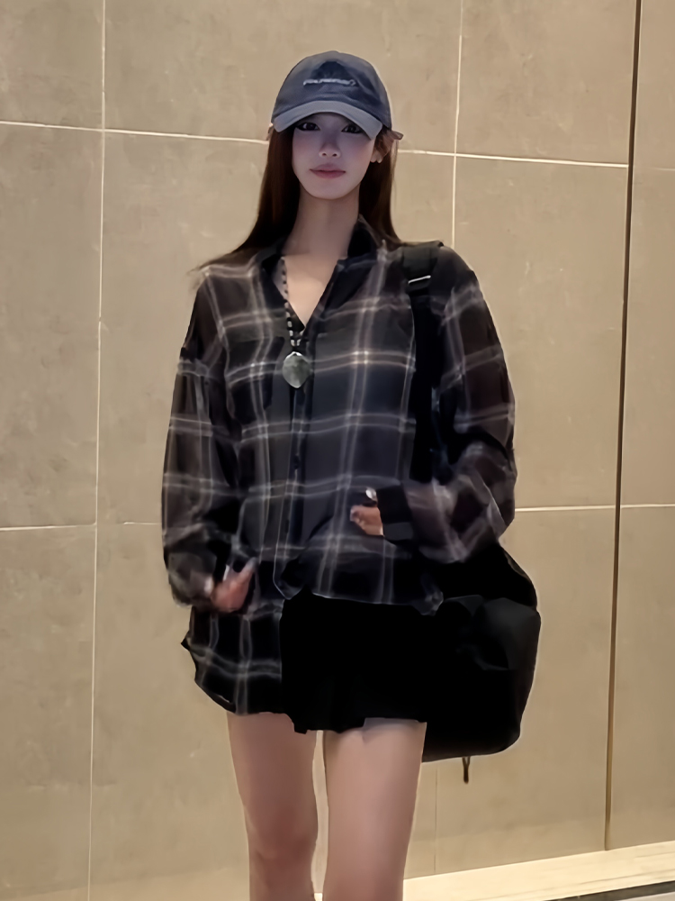 Lightweight Sheer Long Sleeve Plaid Shirt Jacket for Women - American Style Loose Top for Spring and Summer Fashion Lightweight Sheer Long Sleeve Plaid Shirt Jacket for Women - American Style Loose Top for Spring and Summer Fashion
