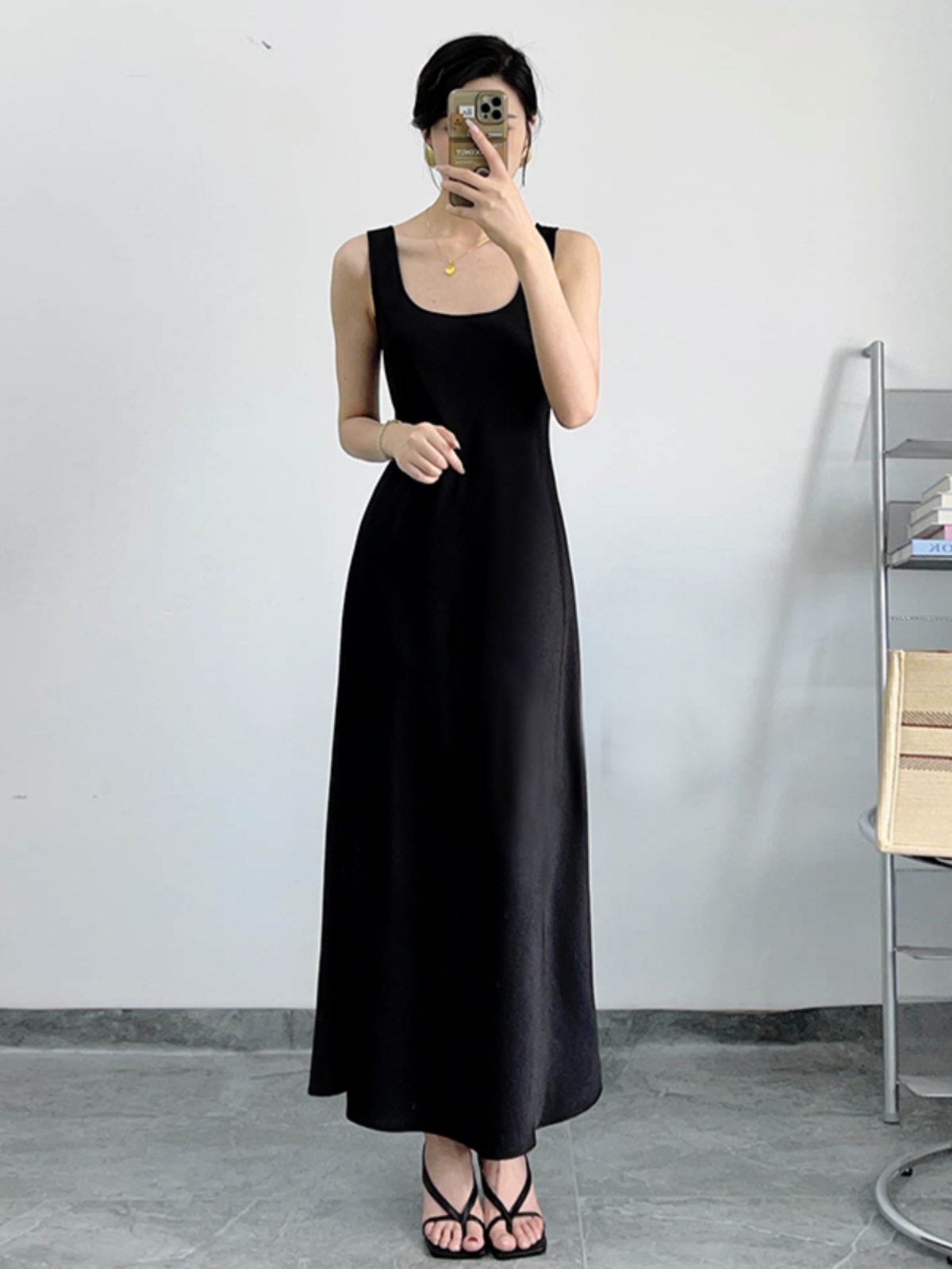 Lightweight Slant-Cut Vest Dress for Women - Slimming Satin Sleeveless Layer, Wrinkle-Resistant, Perfect for Spring and Summer. Lightweight Slant-Cut Vest Dress for Women - Slimming Satin Sleeveless Layer, Wrinkle-Resistant, Perfect for Spring and Summer.