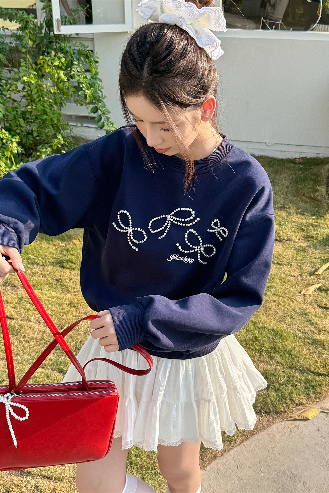 Lightweight Spring/Summer Lace Edge 8-Meter Tiered Puffy Skirt - Spliced White Half Skirt for a Romantic 90s Look Lightweight Spring/Summer Lace Edge 8-Meter Tiered Puffy Skirt - Spliced White Half Skirt for a Romantic 90s Look