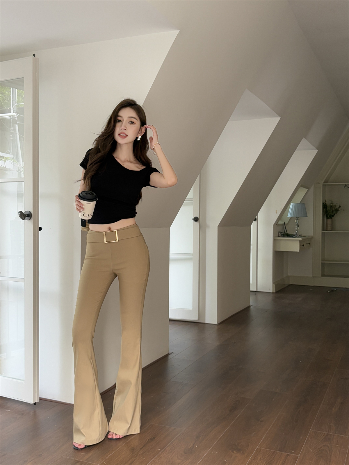 Lightweight Summer Khaki Flared Pants for Tall Women - Mid-Low Waist, Elastic Slim-Fit, American Style Lightweight Summer Khaki Flared Pants for Tall Women - Mid-Low Waist, Elastic Slim-Fit, American Style