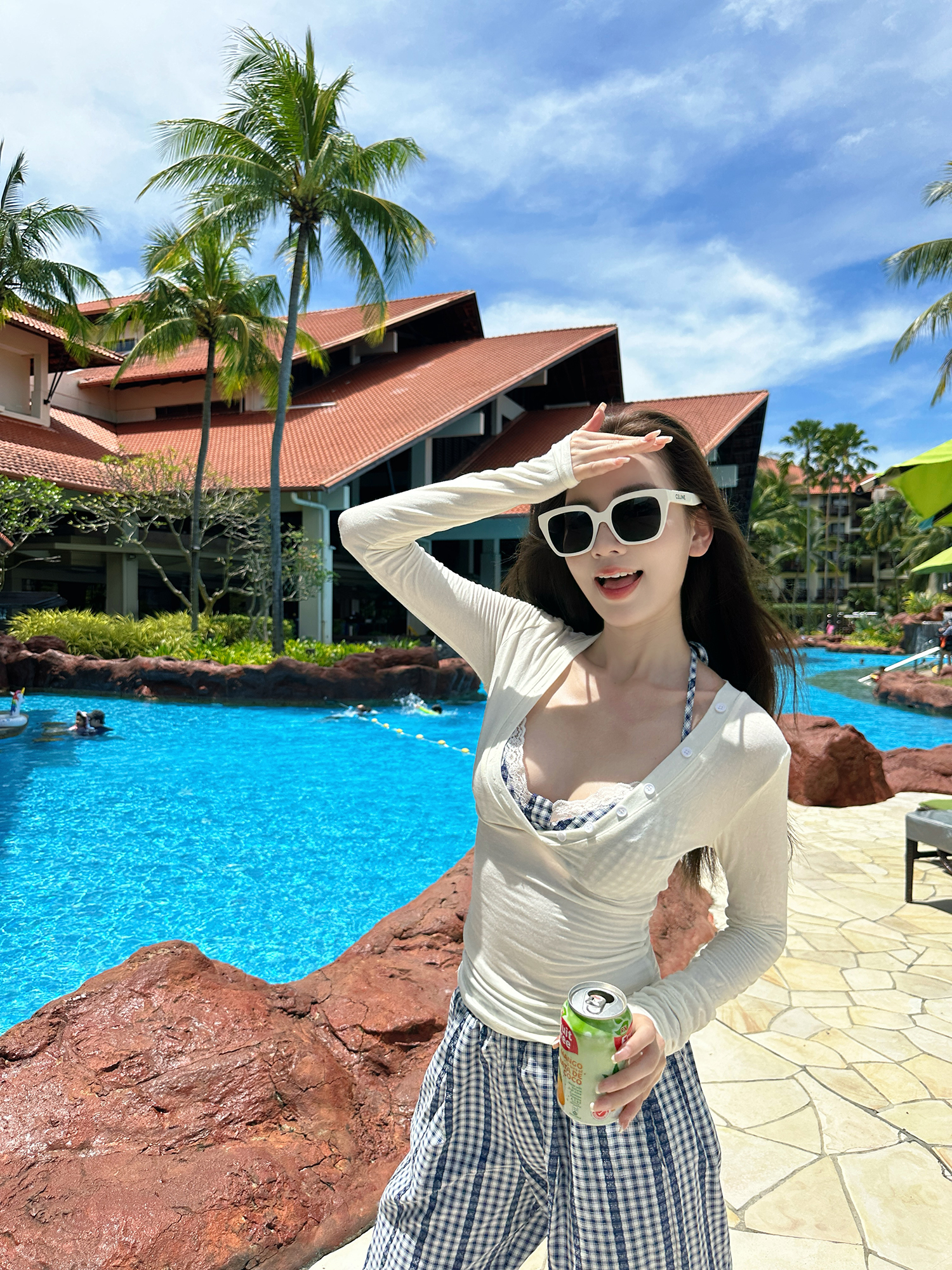 Lightweight Summer Sun-Protective White T-Shirt with Checkered Wide-Leg Pants Vacation Outfit for Women Lightweight Summer Sun-Protective White T-Shirt with Checkered Wide-Leg Pants Vacation Outfit for Women