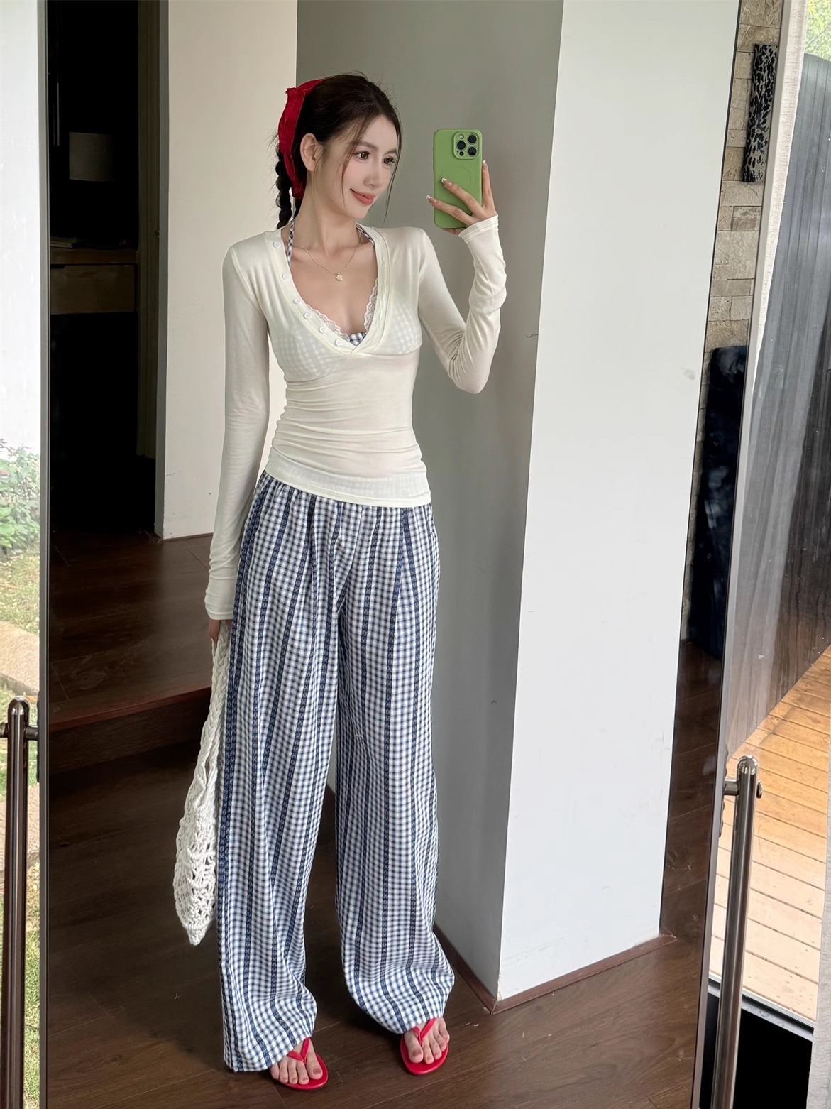 Lightweight Summer Sun-Protective White T-Shirt with Checkered Wide-Leg Pants Vacation Outfit for Women Lightweight Summer Sun-Protective White T-Shirt with Checkered Wide-Leg Pants Vacation Outfit for Women