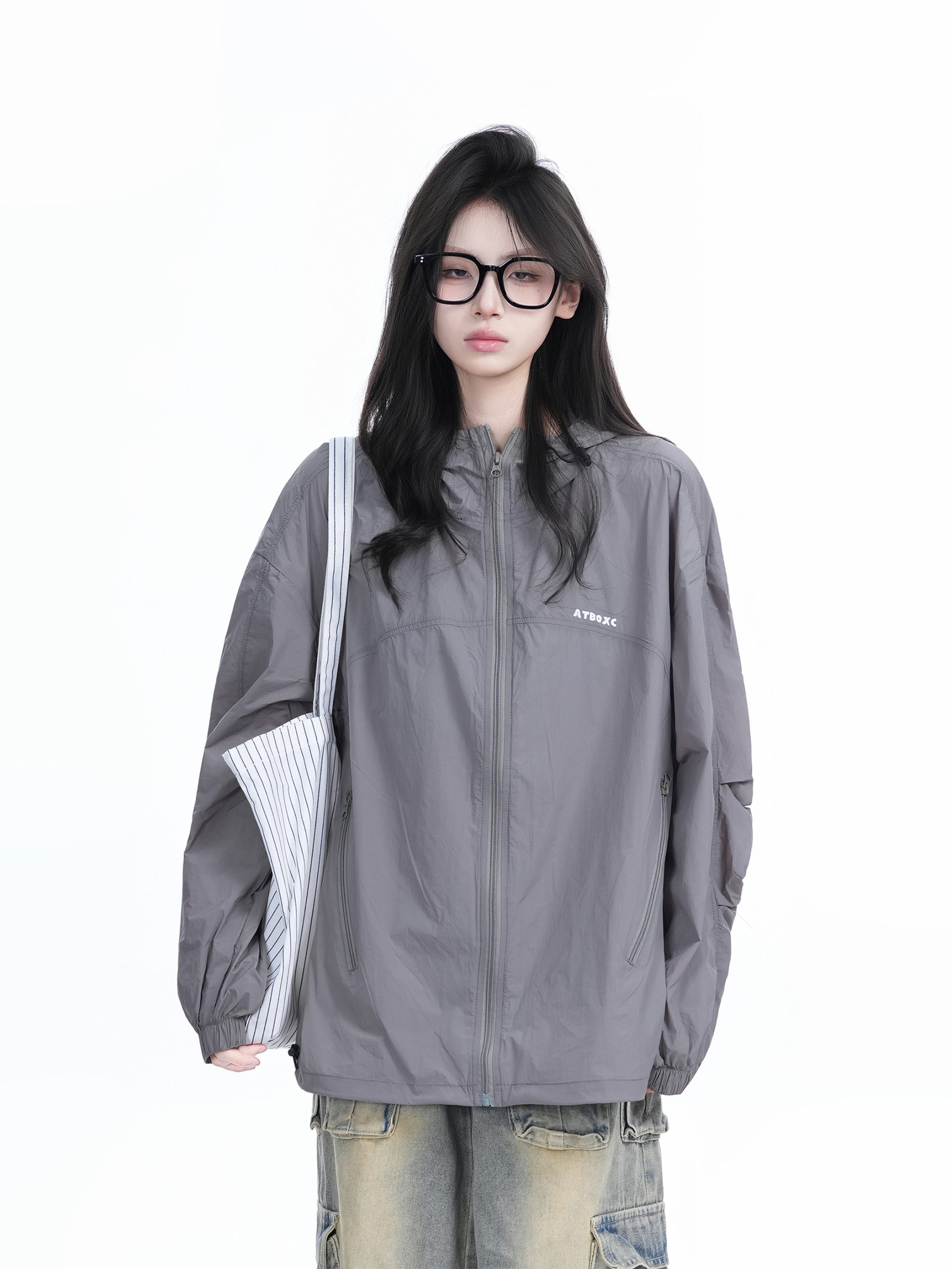 Lightweight UV Protection Jacket for Women, Loose Fit Zip-Up Hooded Coat, Ice-Feel Fabric, Sun Protection Outerwear Lightweight UV Protection Jacket for Women, Loose Fit Zip-Up Hooded Coat, Ice-Feel Fabric, Sun Protection Outerwear