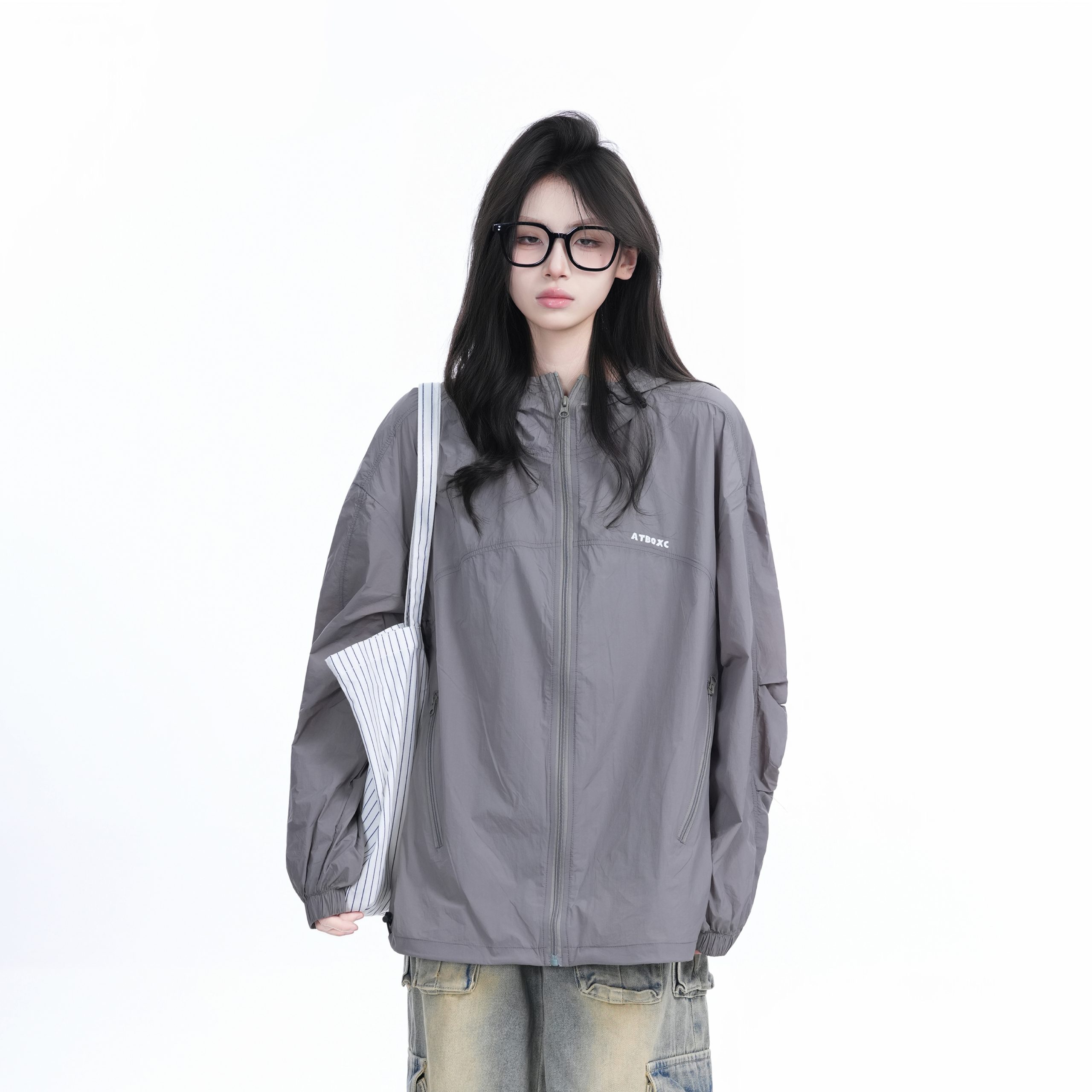 Lightweight UV Protection Jacket for Women, Loose Fit Zip-Up Hooded Coat, Ice-Feel Fabric, Sun Protection Outerwear Lightweight UV Protection Jacket for Women, Loose Fit Zip-Up Hooded Coat, Ice-Feel Fabric, Sun Protection Outerwear