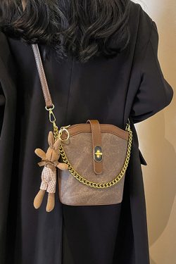 Lightweight Versatile Bucket Bag for Women – Fashionable Summer Travel Crossbody Shoulder Bag 2025 Style