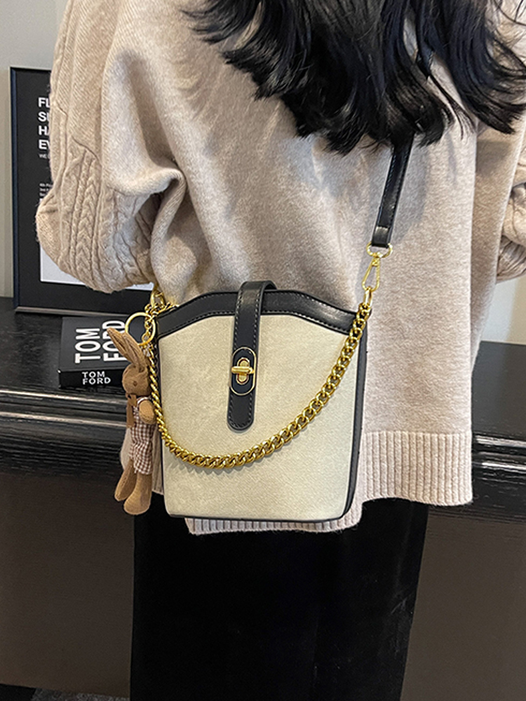 Lightweight Versatile Bucket Bag for Women – Fashionable Summer Travel Crossbody Shoulder Bag 2025 Style Lightweight Versatile Bucket Bag for Women – Fashionable Summer Travel Crossbody Shoulder Bag 2025 Style