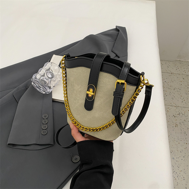 Lightweight Versatile Bucket Bag for Women – Fashionable Summer Travel Crossbody Shoulder Bag 2025 Style Lightweight Versatile Bucket Bag for Women – Fashionable Summer Travel Crossbody Shoulder Bag 2025 Style