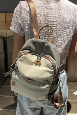 Lightweight Water-Resistant Travel Backpack for Women - Versatile Classic Design for Spring 2025 Adventures