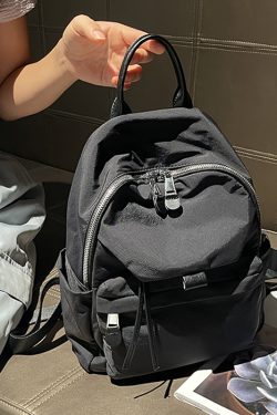 Lightweight Water-Resistant Travel Backpack for Women - Versatile Classic Design for Spring 2025 Adventures