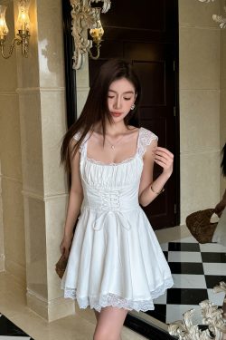 Lightweight White Lace Spaghetti Strap Dress for Women - Summer French Style with Waist-Cinching Design and Flared Short Skirt