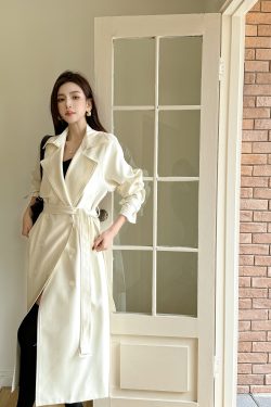 Lightweight White Mid-Length Trench Coat 2025, Casual Drape, Belted Double-Breasted Design, Chic Everyday Outerwear