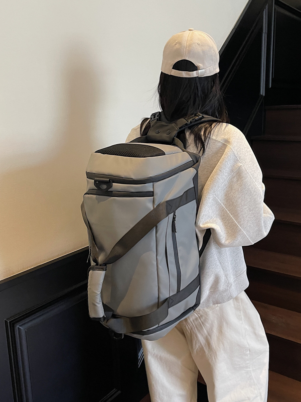 Lightweight Women's Short Trip Handbag, Large Capacity Travel Bag, Dual-Use Shoulder Backpack for Business & Gym Lightweight Women's Short Trip Handbag, Large Capacity Travel Bag, Dual-Use Shoulder Backpack for Business & Gym