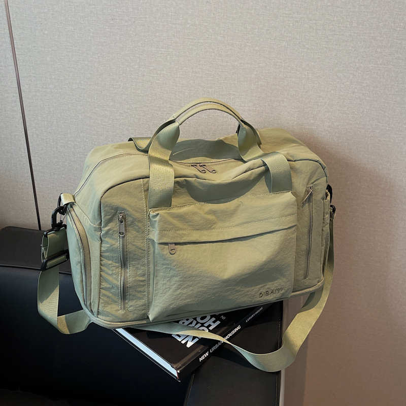 Lightweight Women's Travel Bag - Large Capacity Commuting Luggage, Sports Fitness & Maternity Storage Bag for Short-Distance Trips Lightweight Women's Travel Bag - Large Capacity Commuting Luggage, Sports Fitness & Maternity Storage Bag for Short-Distance Trips