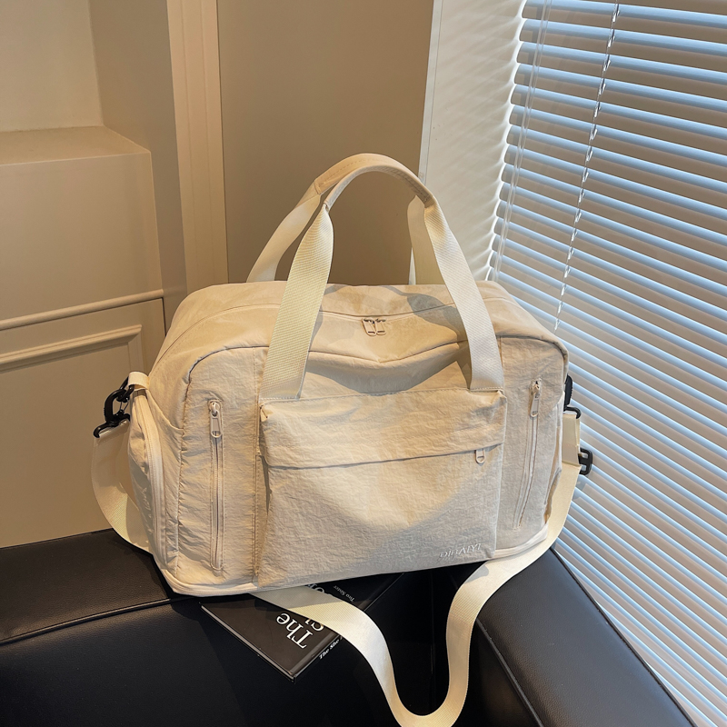 Lightweight Women's Travel Bag - Large Capacity Commuting Luggage, Sports Fitness & Maternity Storage Bag for Short-Distance Trips Lightweight Women's Travel Bag - Large Capacity Commuting Luggage, Sports Fitness & Maternity Storage Bag for Short-Distance Trips