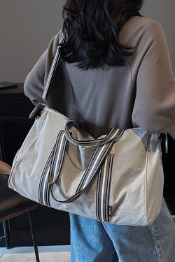 Lightweight Women's Travel Bag, Stylish Large Capacity Carry-On Luggage, Versatile Outdoor Storage Tote for Short Trips & Gym