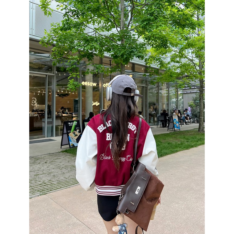 Limited Edition Vintage Letter Spliced Baseball Jacket for Women - Hip-Hop Loose Fit Short Coat, Perfect for 90s and Y2K Styles Limited Edition Vintage Letter Spliced Baseball Jacket for Women - Hip-Hop Loose Fit Short Coat, Perfect for 90s and Y2K Styles