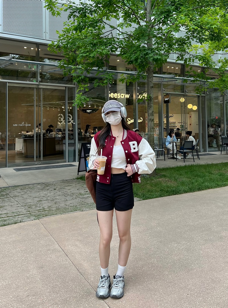 Limited Edition Vintage Letter Spliced Baseball Jacket for Women - Hip-Hop Loose Fit Short Coat, Perfect for 90s and Y2K Styles Limited Edition Vintage Letter Spliced Baseball Jacket for Women - Hip-Hop Loose Fit Short Coat, Perfect for 90s and Y2K Styles