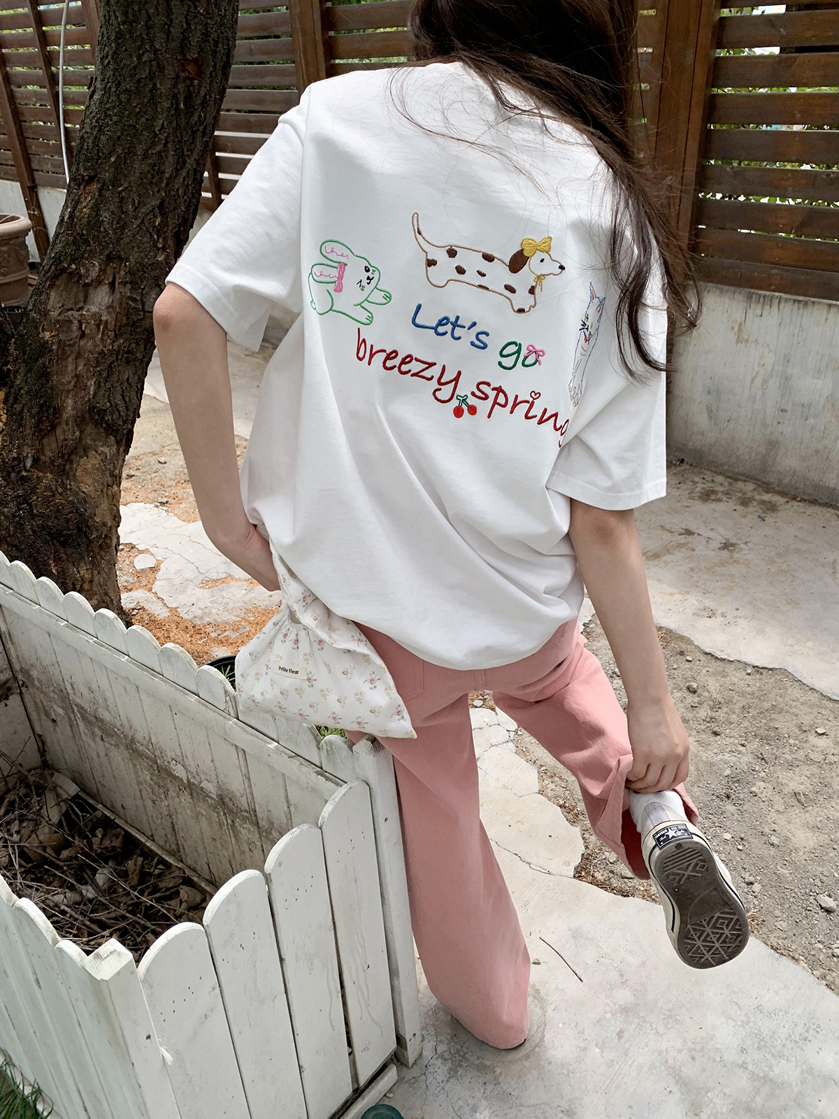 Loose Cartoon Embroidery Short Sleeve T-Shirt for Women - Summer 2025 Pure Cotton Round Neck Top, Casual Y2K Style Loose Cartoon Embroidery Short Sleeve T-Shirt for Women - Summer 2025 Pure Cotton Round Neck Top, Casual Y2K Style