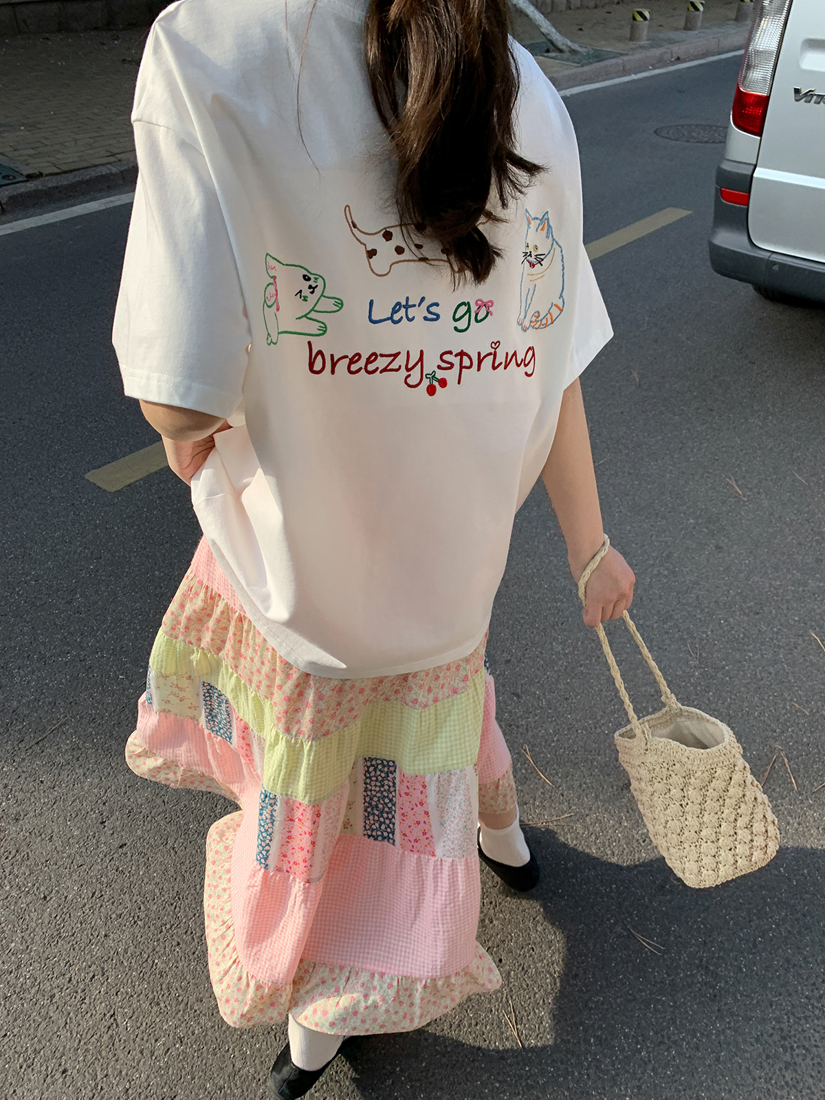 Loose Cartoon Embroidery Short Sleeve T-Shirt for Women - Summer 2025 Pure Cotton Round Neck Top, Casual Y2K Style Loose Cartoon Embroidery Short Sleeve T-Shirt for Women - Summer 2025 Pure Cotton Round Neck Top, Casual Y2K Style