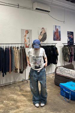 Loose Denim Pants with Heavy-Duty Graffiti Print, Light Clay Dye, High-End Style, Y2K Fashion, Trendy Streetwear, Second Batch Design
