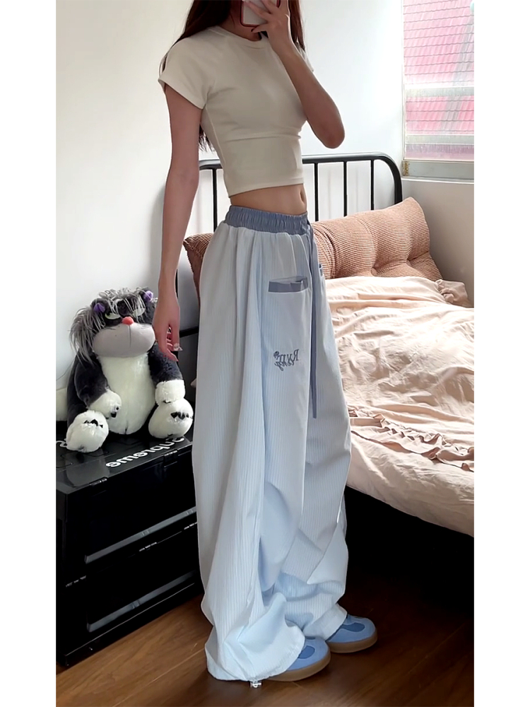 Loose Fit Striped Curved Knife Work Pants for Women - Versatile Wide-Leg Jazz Dance Casual Trousers in American Street Style Loose Fit Striped Curved Knife Work Pants for Women - Versatile Wide-Leg Jazz Dance Casual Trousers in American Street Style