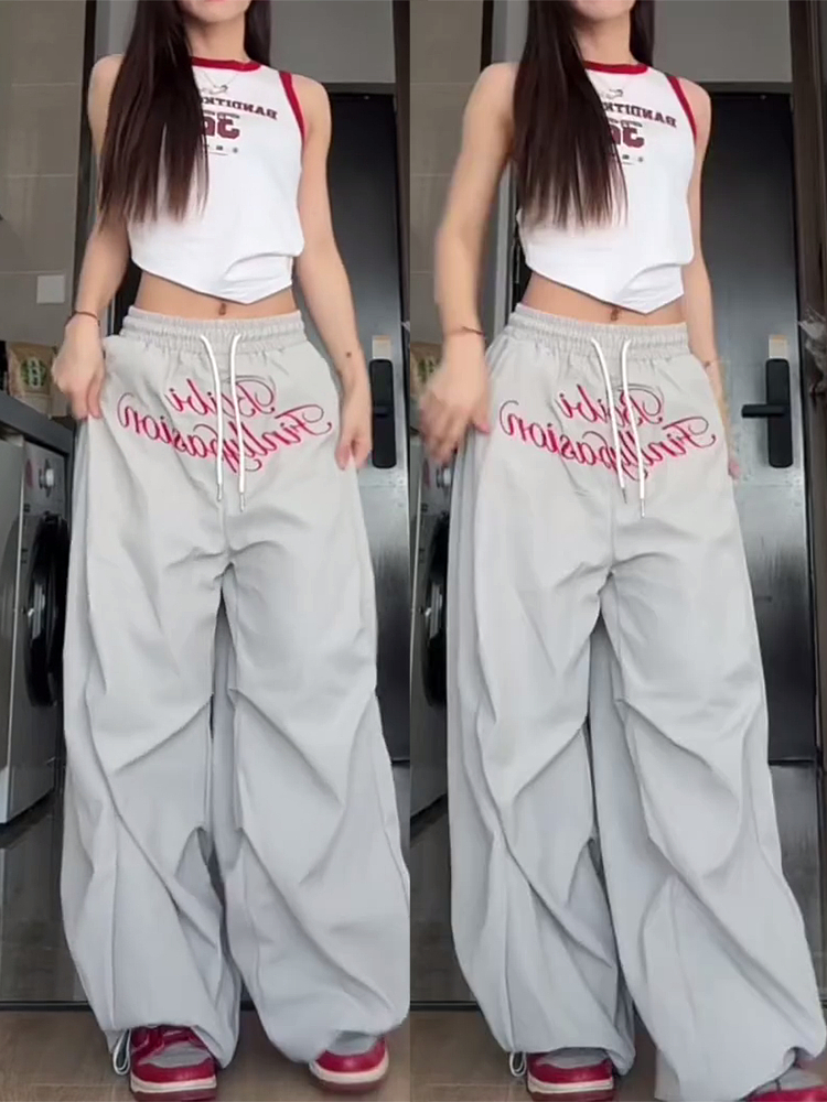 Loose-Fit Vintage Cargo Pants for Women, Wide-Leg Parachute Style, Hip-Hop & Street Dance Versatile Casual Trousers Loose-Fit Vintage Cargo Pants for Women, Wide-Leg Parachute Style, Hip-Hop & Street Dance Versatile Casual Trousers