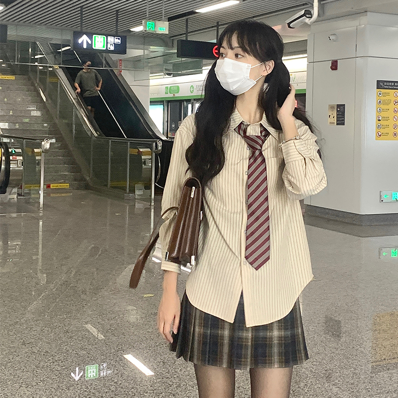 Loose Short Sleeve Blue Striped Shirt Top for Women - Pudding Bear Inspired JK Style Summer Fashion 2024 Loose Short Sleeve Blue Striped Shirt Top for Women - Pudding Bear Inspired JK Style Summer Fashion 2024