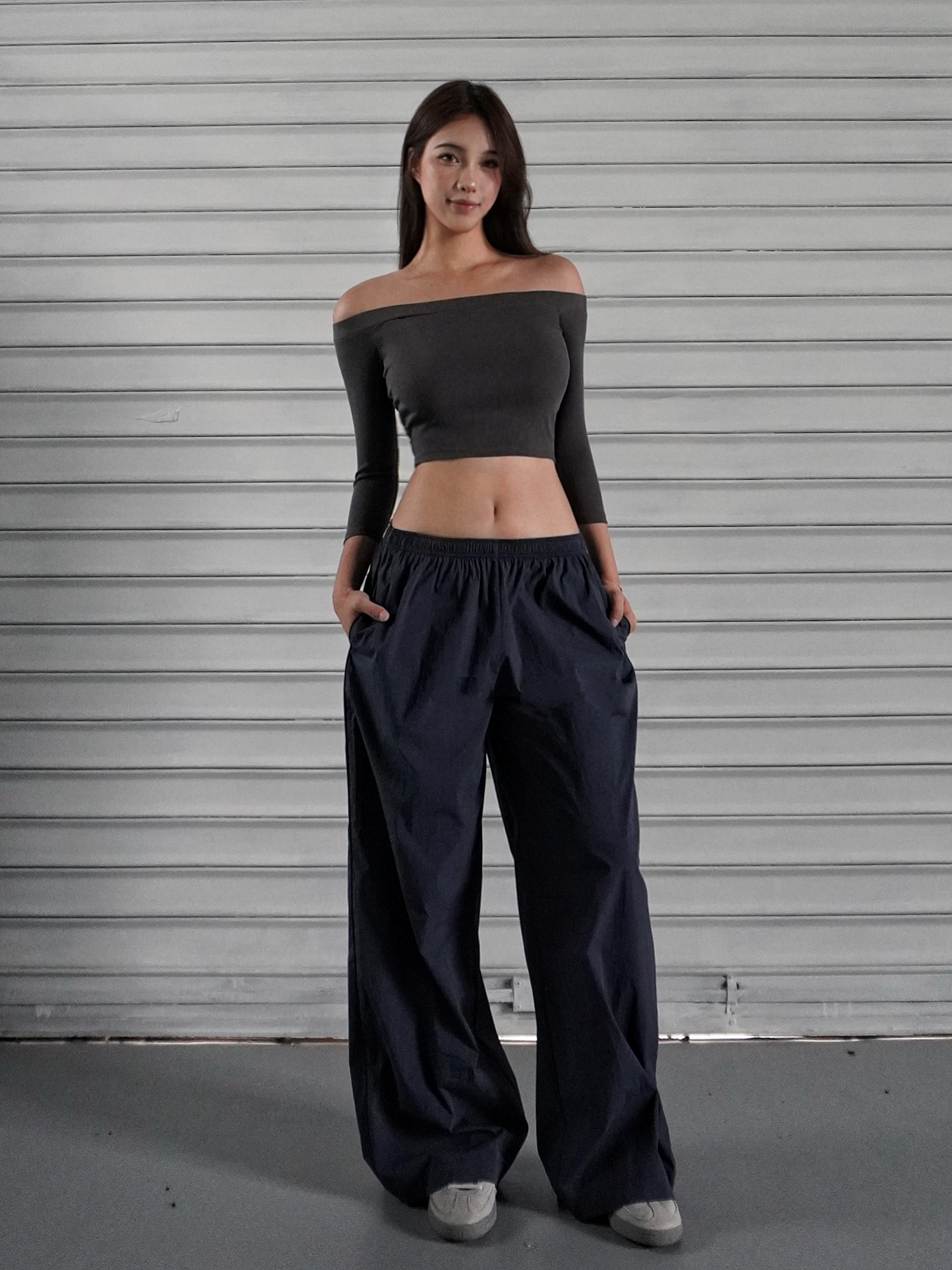 Low-Waist Retro Color-Block Wide-Leg Sports Cargo Pants for Sun Protection - 90s Inspired Fashion Low-Waist Retro Color-Block Wide-Leg Sports Cargo Pants for Sun Protection - 90s Inspired Fashion