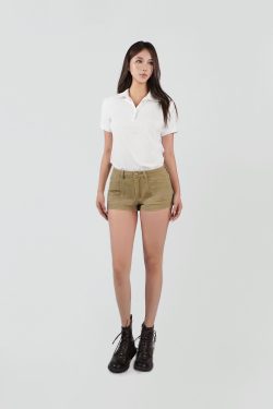 Low-Waist Vintage Washed Denim Straight Shorts in 90s Style for Trendy Summer Fashion