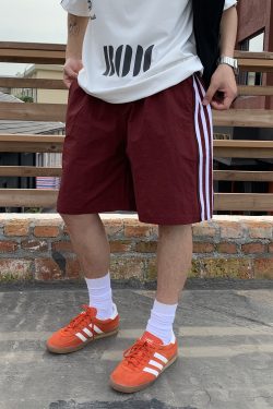 Men's and Women's American Retro Striped Quick-Dry Sports Shorts - Lightweight Breathable Straight-Leg Summer Trendy Five-Point Pants