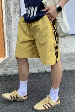 Men's and Women's American Retro Striped Quick-Dry Sports Shorts - Lightweight Breathable Straight-Leg Summer Trendy Five-Point Pants