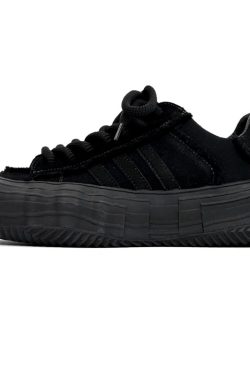 Men's and Women's Black Warrior Three-Stripe Canvas Board Shoes - Trendy Japanese-Style Couple Sneakers