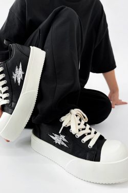 Men's and Women's Lightning Derby Shoes - Genuine Leather Casual Sneakers with Milk Flavor Sole - Stylish Commuter Footwear for Couples