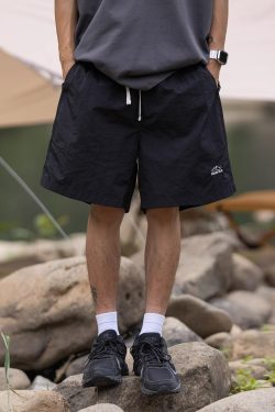 Men's and Women's Summer Outdoor Quick-Dry Breathable Sports Shorts - Solid Color Loose Fit Lightweight Beach Five-Point Pants