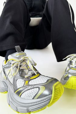 Men's and Women's Vintage Black Thick-Soled Dad Shoes - Height-Increasing Sports Sneakers for Couple, 90s Inspired