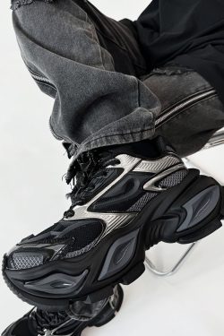 Men's Black Thick-Soled Warrior Dad Shoes - Height-Increasing Heterochromatic Cat-Eye Design, High Street Fashion, Trendy Couple Style