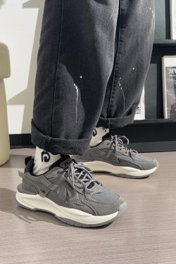 Men's Breathable Mesh Dad Shoes - Versatile Soft-Soled Sports Casual Footwear for Summer 2025