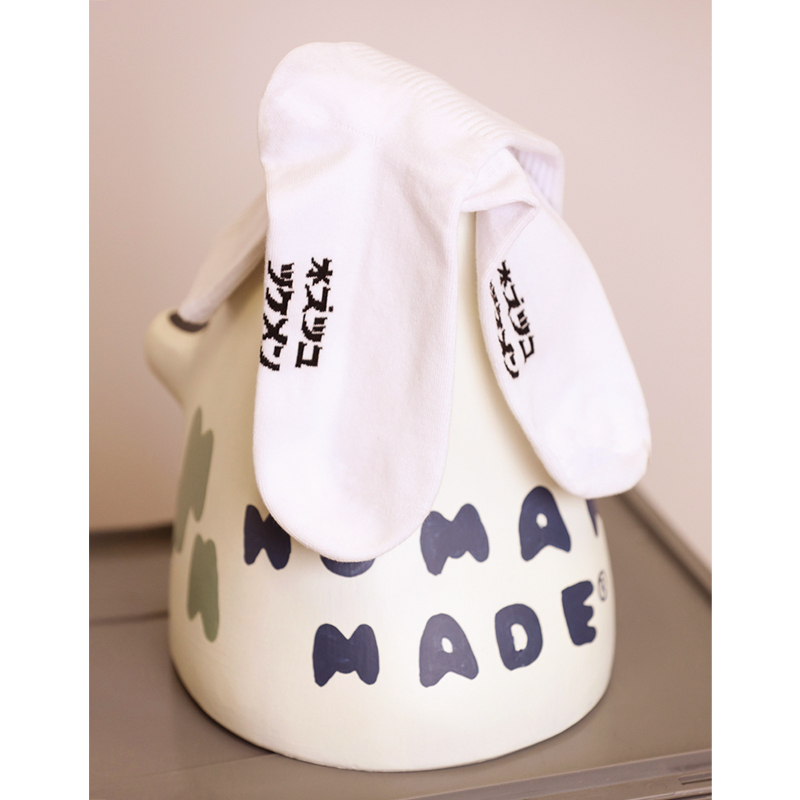 Men's Japanese Mid-Tube Cotton Sports Socks - Odor-Resistant, Sweat-Absorbing, Breathable, 2 Pairs Pack, Perfect for Active Wear Men's Japanese Mid-Tube Cotton Sports Socks - Odor-Resistant, Sweat-Absorbing, Breathable, 2 Pairs Pack, Perfect for Active Wear