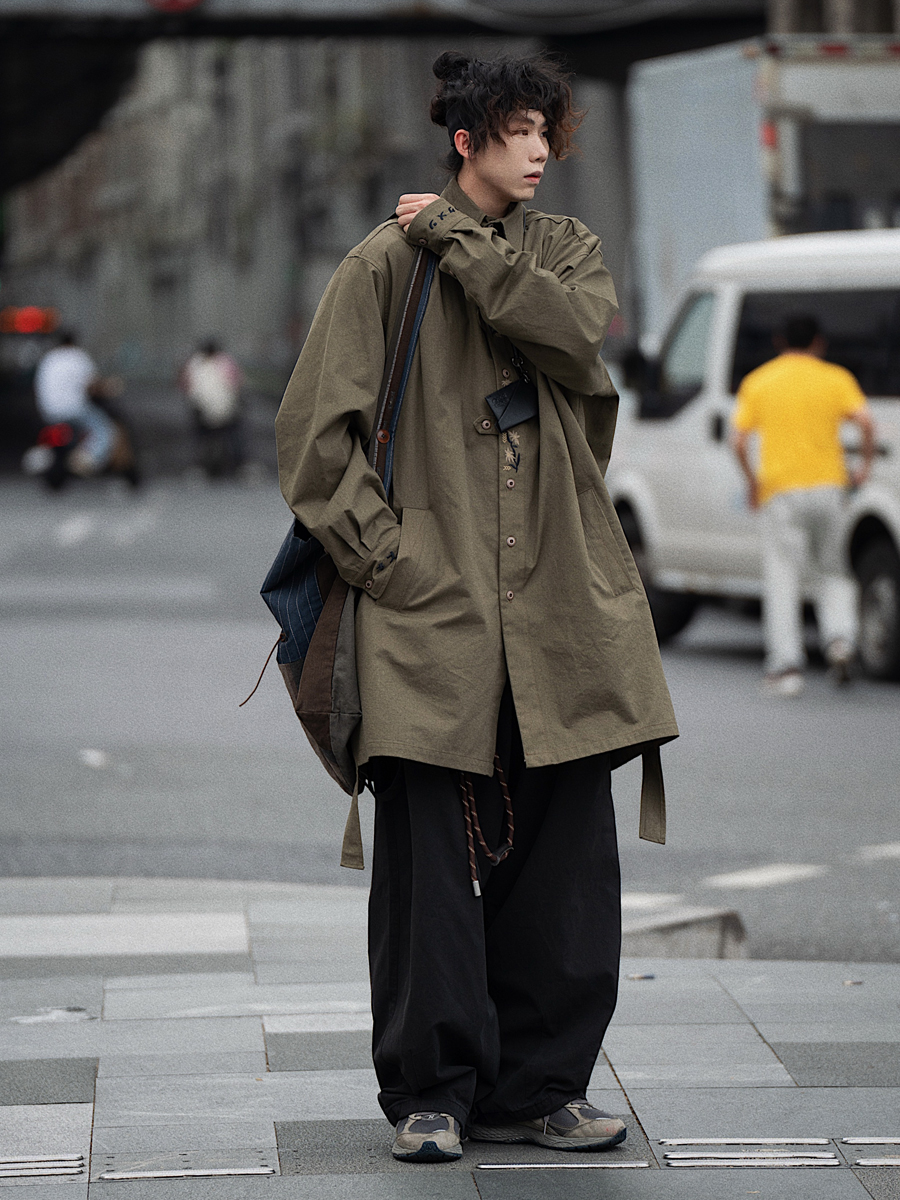 Men's Japanese Style Herringbone Bamboo Blend Shirt Jacket - Loose Windproof Coat for Spring and Autumn Fashion Men's Japanese Style Herringbone Bamboo Blend Shirt Jacket - Loose Windproof Coat for Spring and Autumn Fashion