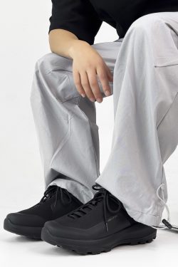 Men's Lightweight Breathable All-Black Mesh Hiking Shoes - Trendy Trail Running & Outdoor Walking Sneakers