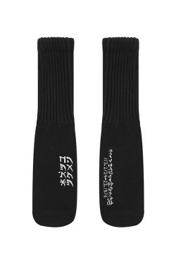 Men's Mid-Tube Socks, Japanese-Style Printed Couple Socks for Autumn & Winter, Women's American Sports Socks, Trendy Streetwear Fashion