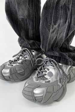 Men's Retro Black Knight Octopus Dad Shoes - Breathable Mesh Hiking Sneakers for Couples with Big Toe Design