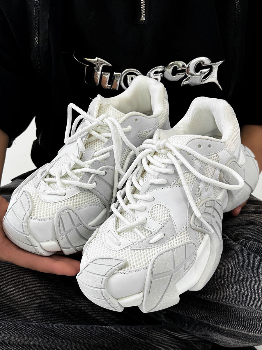 Men's Retro Black Knight Octopus Dad Shoes - Breathable Mesh Hiking Sneakers for Couples with Big Toe Design Men's Retro Black Knight Octopus Dad Shoes - Breathable Mesh Hiking Sneakers for Couples with Big Toe Design