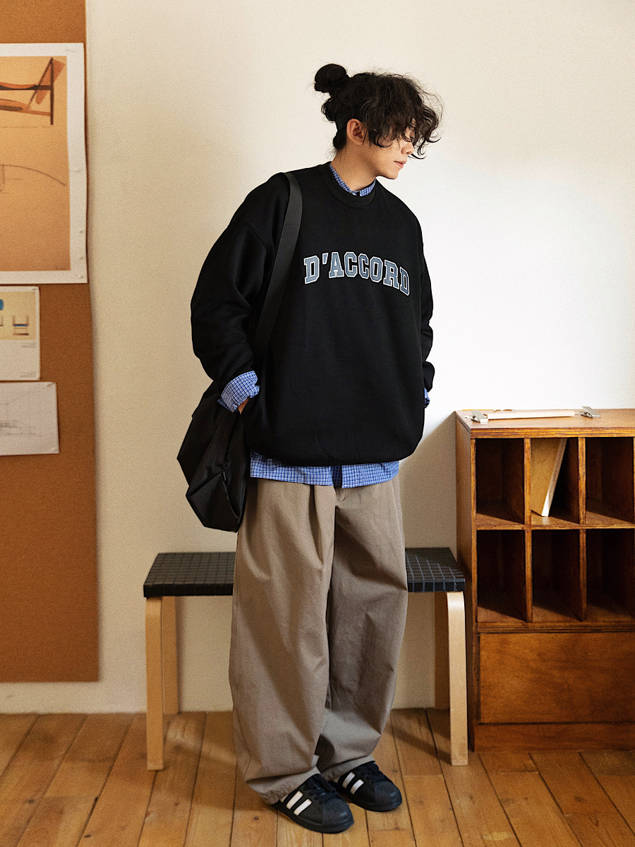 Men's Retro Minimalist Loose Military Green Wide-Leg Cargo Pants – Casual Trousers for 90s Inspired Style Men's Retro Minimalist Loose Military Green Wide-Leg Cargo Pants – Casual Trousers for 90s Inspired Style