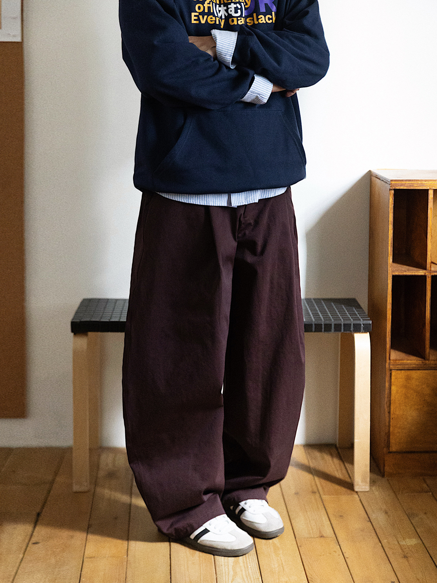 Men's Retro Minimalist Loose Military Green Wide-Leg Cargo Pants – Casual Trousers for 90s Inspired Style Men's Retro Minimalist Loose Military Green Wide-Leg Cargo Pants – Casual Trousers for 90s Inspired Style