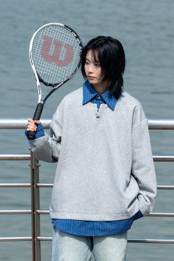 Men's Retro Striped Color-Block Fake Two-Piece Sweatshirt with V-Neck Design - Loose Fit, Versatile Style for 90s and Y2K Inspired Looks