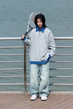 Men's Retro Striped Color-Block Fake Two-Piece Sweatshirt with V-Neck Design - Loose Fit, Versatile Style for 90s and Y2K Inspired Looks