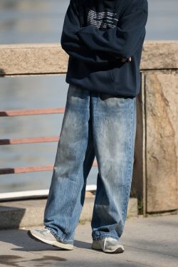 Men's Retro Washed Gradient Light Blue Jeans - Straight Loose Fit for Autumn - Casual 90s Style Long Pants