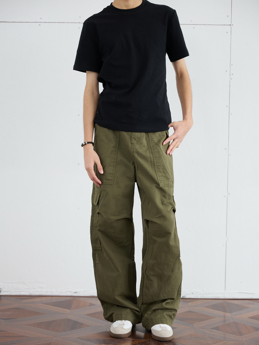 Men's Retro Wide-Leg Pleated Casual Pants with Large Pockets - Loose Straight American Style Trousers Men's Retro Wide-Leg Pleated Casual Pants with Large Pockets - Loose Straight American Style Trousers