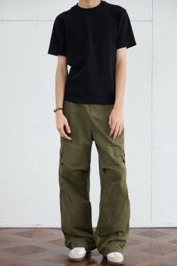Men's Retro Wide-Leg Pleated Casual Pants with Large Pockets - Loose Straight American Style Trousers
